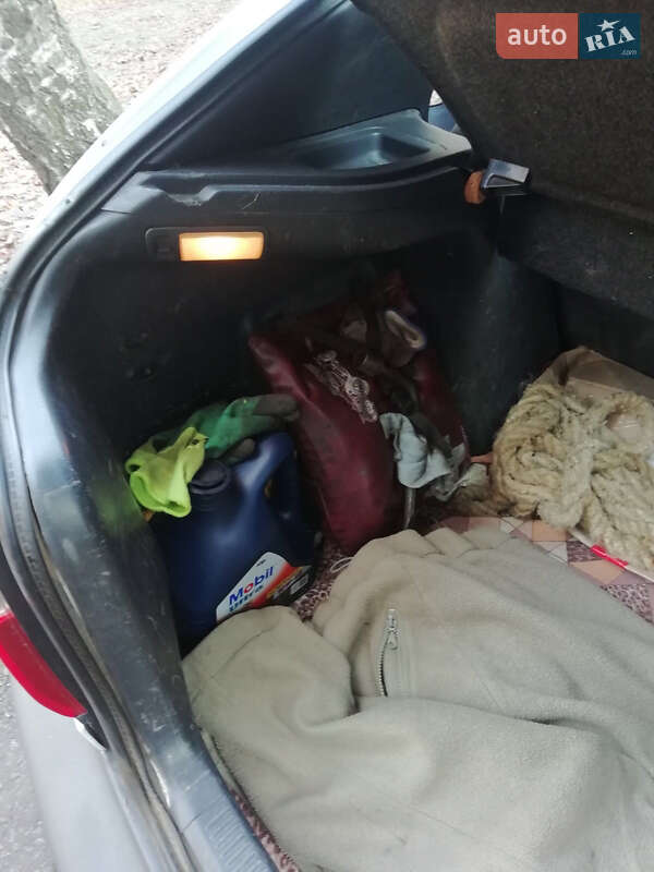 Ліфтбек Toyota Corolla 1992 в Кривому Розі фото 28 Ліфтбек Toyota Corolla 1992 в Кривому Розі