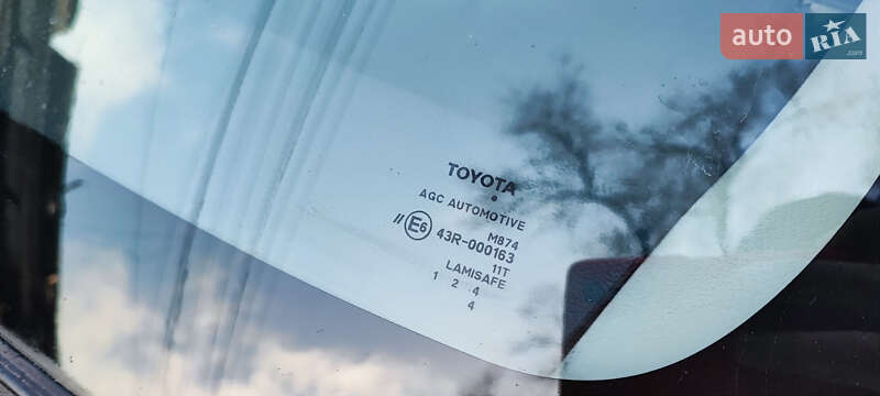 Седан Toyota Corolla 2007 в Днепре