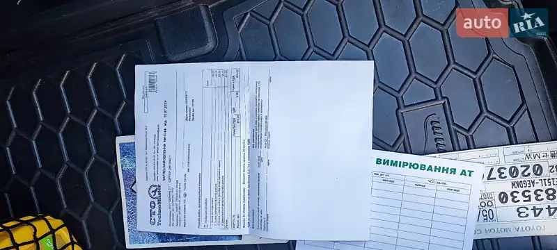 Седан Toyota Corolla 2007 в Днепре документ