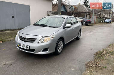 Седан Toyota Corolla 2008 в Киеве