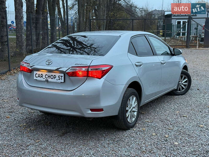 Седан Toyota Corolla 2015 в Стрию фото 2 Седан Toyota Corolla 2015 в Стрию