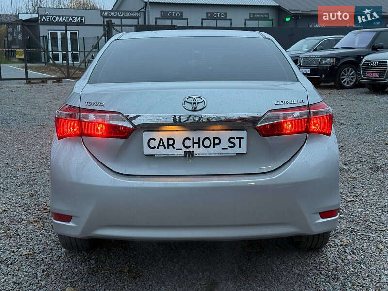 Седан Toyota Corolla 2015 в Стрию фото 12 Седан Toyota Corolla 2015 в Стрию