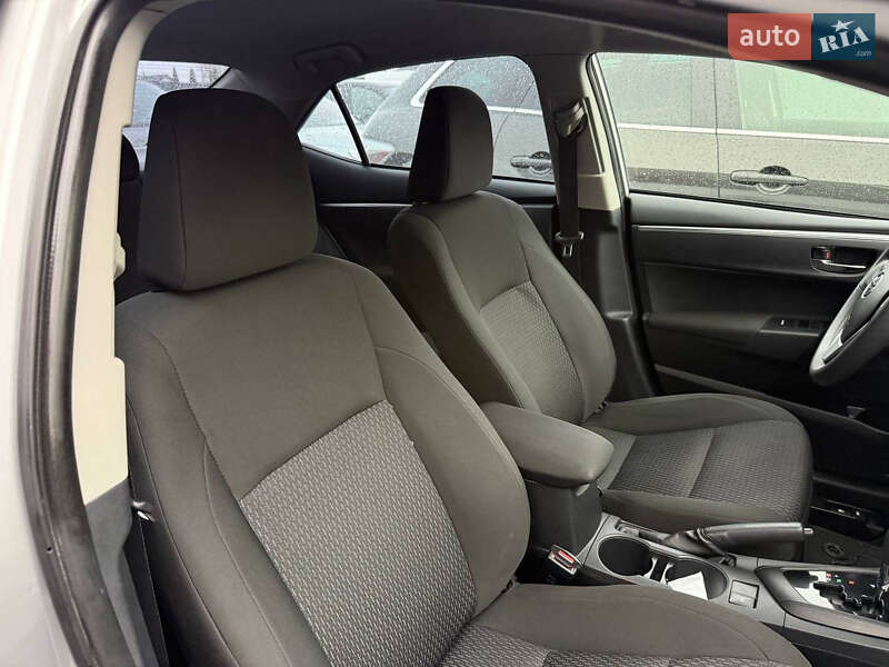 Седан Toyota Corolla 2015 в Стрию фото 42 Седан Toyota Corolla 2015 в Стрию