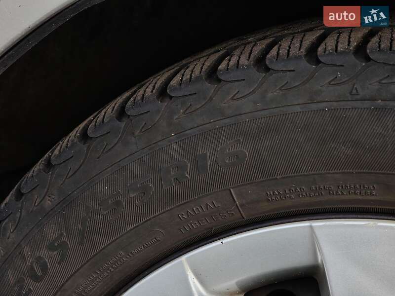 Седан Toyota Corolla 2007 в Харькове