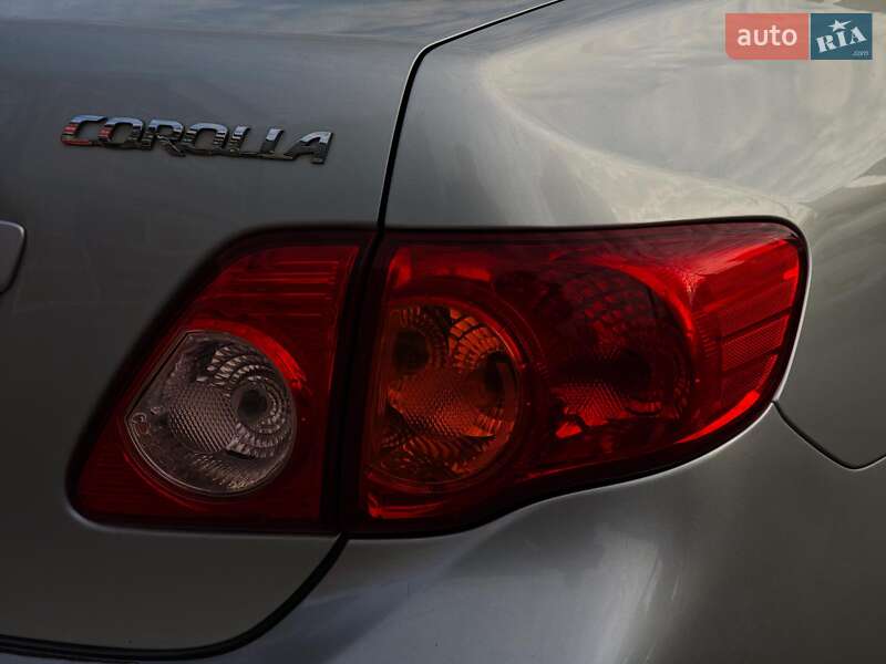 Седан Toyota Corolla 2007 в Харькове