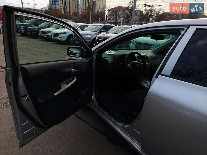 Седан Toyota Corolla 2007 в Харькове