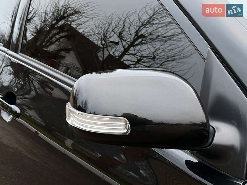 Седан Toyota Corolla 2011 в Рівному