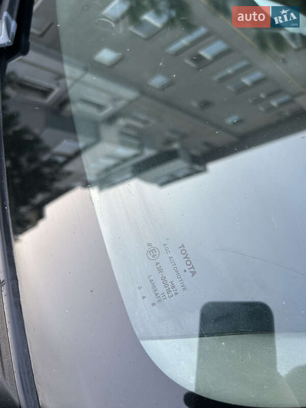 Седан Toyota Corolla 2008 в Дніпрі