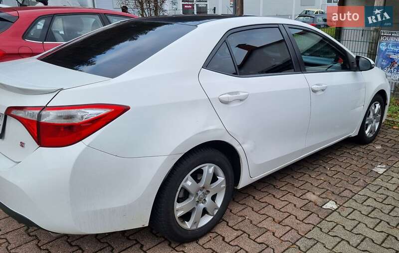 Седан Toyota Corolla 2014 в Харькове