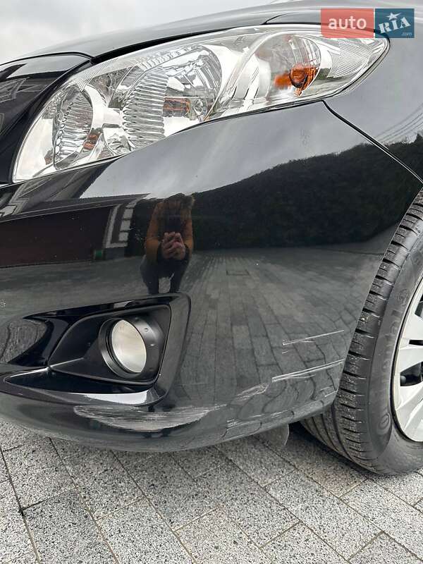 Седан Toyota Corolla 2008 в Києві