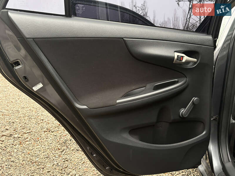 Седан Toyota Corolla 2008 в Харькове