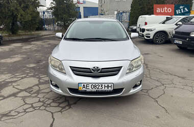 Седан Toyota Corolla 2007 в Днепре