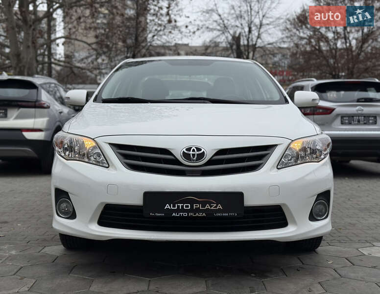 Седан Toyota Corolla 2011 в Одессе
