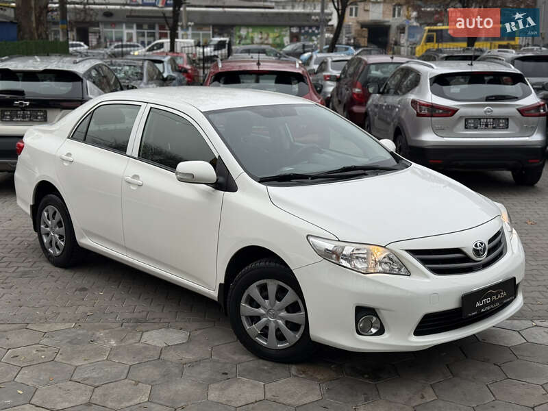 Седан Toyota Corolla 2011 в Одессе