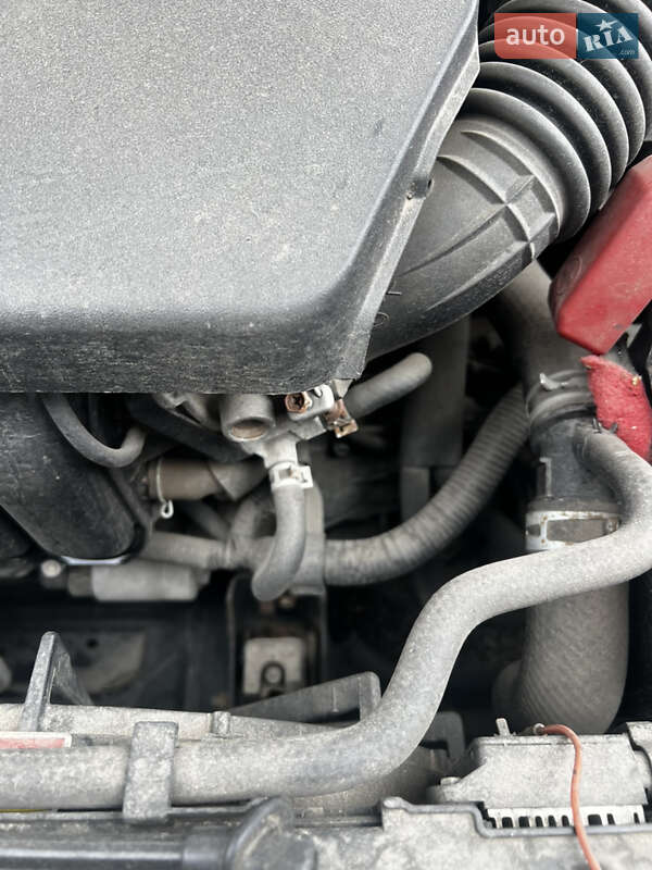 Седан Toyota Corolla 2015 в Чернигове фото 11 Седан Toyota Corolla 2015 в Чернигове