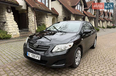 Седан Toyota Corolla 2008 в Львове