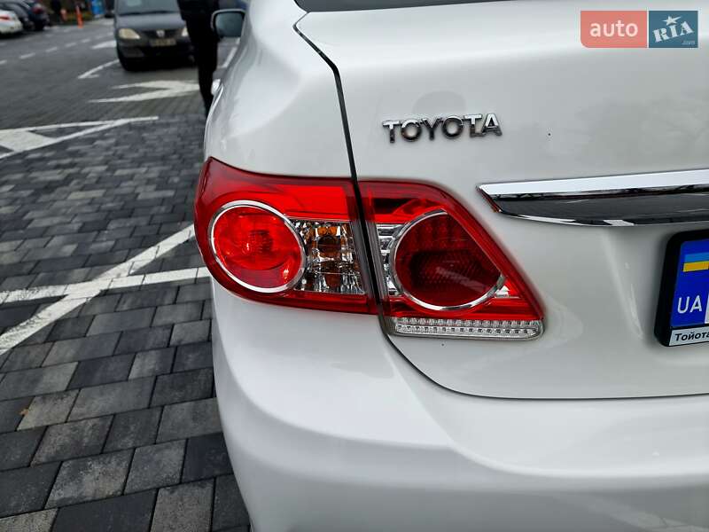 Седан Toyota Corolla 2012 в Вінниці