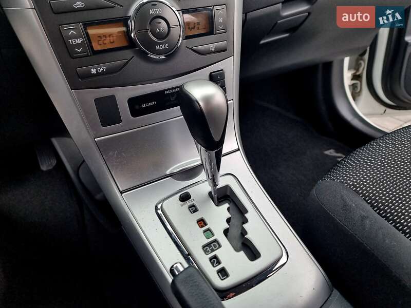 Седан Toyota Corolla 2012 в Вінниці