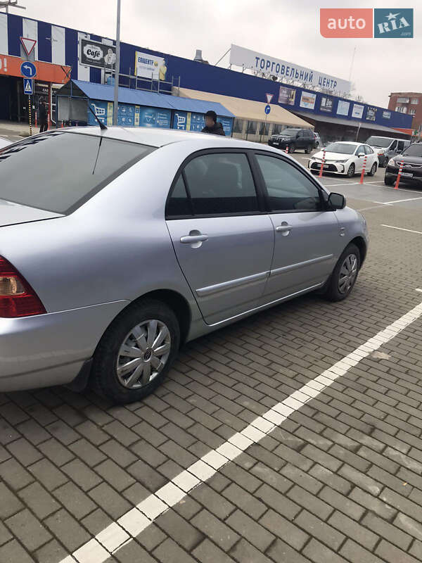 Седан Toyota Corolla 2002 в Калуше