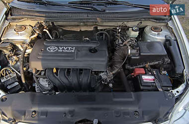 Хетчбек Toyota Corolla 2006 в Кам'янському