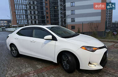 Седан Toyota Corolla 2016 в Івано-Франківську