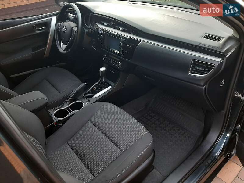 Седан Toyota Corolla 2013 в Полтаві фото 13 Седан Toyota Corolla 2013 в Полтаві