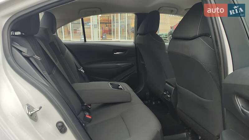 Седан Toyota Corolla 2021 в Києві