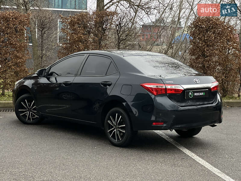 Седан Toyota Corolla 2016 в Києві фото 18 Седан Toyota Corolla 2016 в Києві