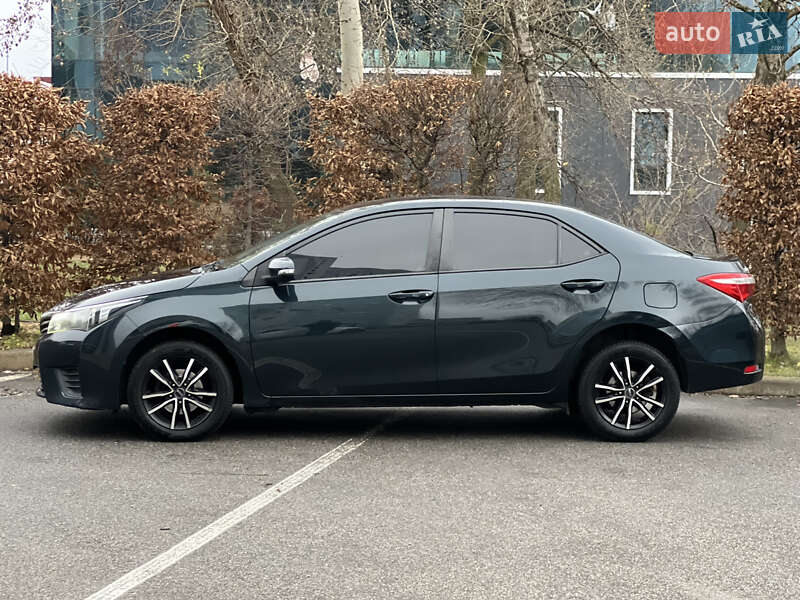 Седан Toyota Corolla 2016 в Києві фото 23 Седан Toyota Corolla 2016 в Києві