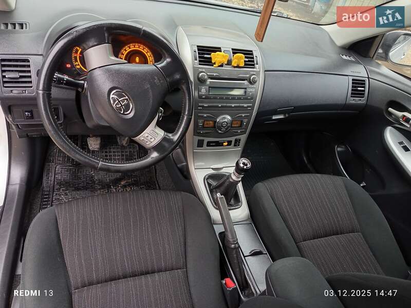 Седан Toyota Corolla 2008 в Тернополе фото 44 Седан Toyota Corolla 2008 в Тернополе
