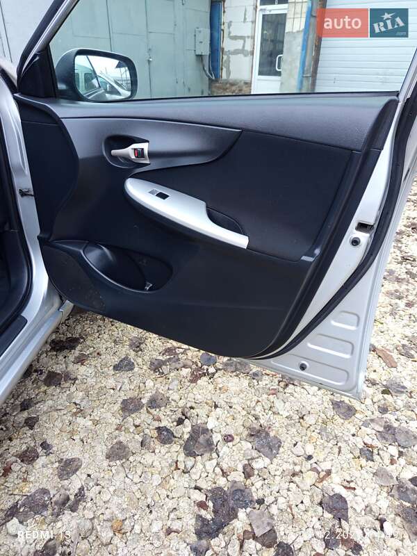 Седан Toyota Corolla 2008 в Тернополе фото 4 Седан Toyota Corolla 2008 в Тернополе