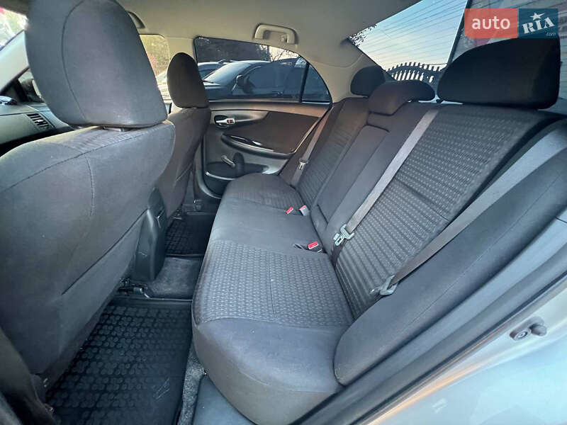 Седан Toyota Corolla 2012 в Коломиї фото 22 Седан Toyota Corolla 2012 в Коломиї