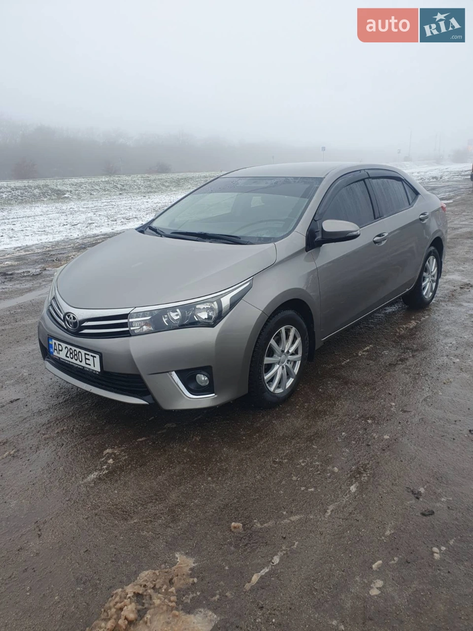 2013 Toyota Corolla - мініатюра 11