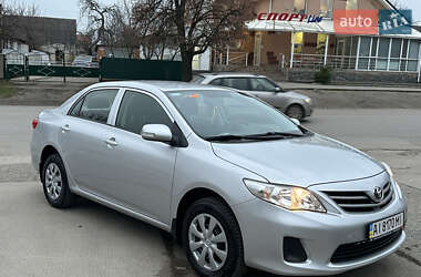 Седан Toyota Corolla 2010 в Тульчине