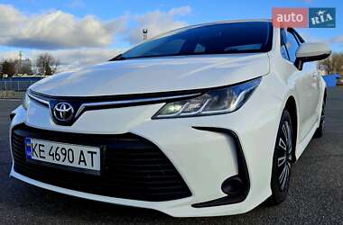 Седан Toyota Corolla 2019 в Днепре