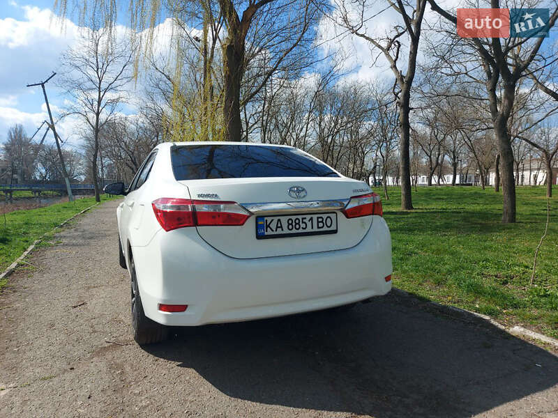 Седан Toyota Corolla 2013 в Кілії фото 6 Седан Toyota Corolla 2013 в Кілії