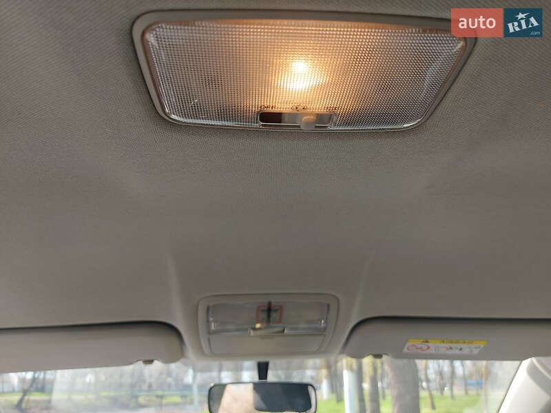 Седан Toyota Corolla 2013 в Кілії фото 16 Седан Toyota Corolla 2013 в Кілії