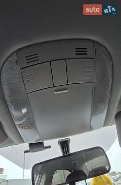 Седан Toyota Corolla 2012 в Днепре