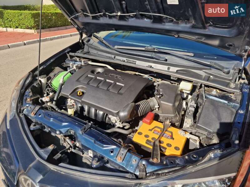 Седан Toyota Corolla 2019 в Николаеве