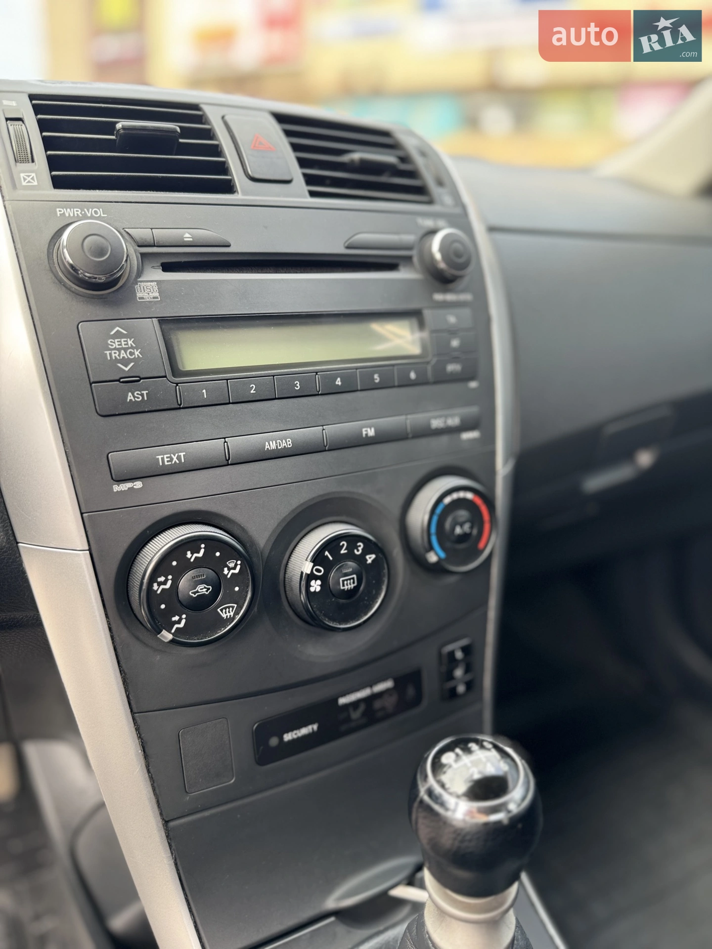 2011 Toyota Corolla - мініатюра 13