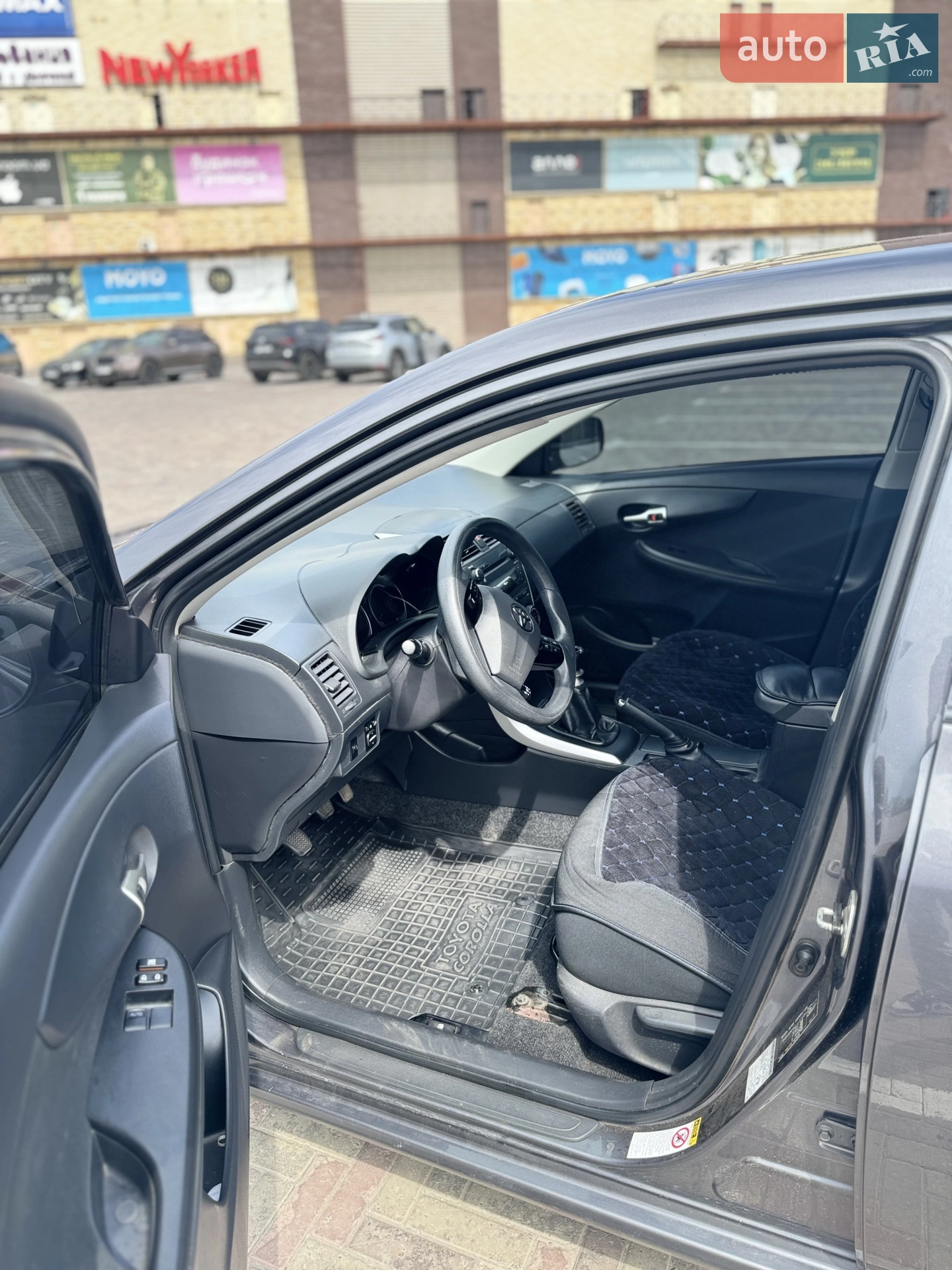 2011 Toyota Corolla - мініатюра 17