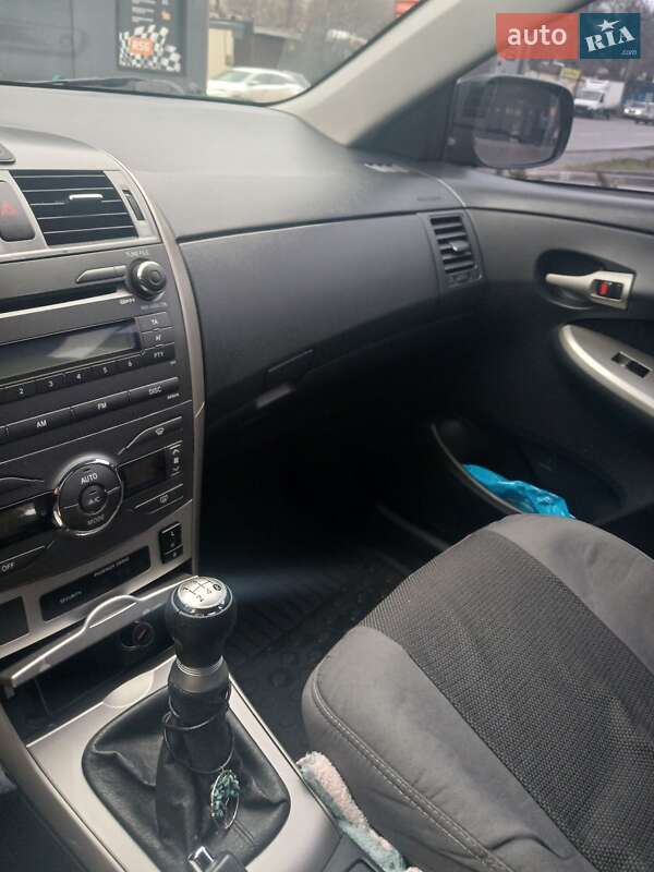 Седан Toyota Corolla 2008 в Харькове