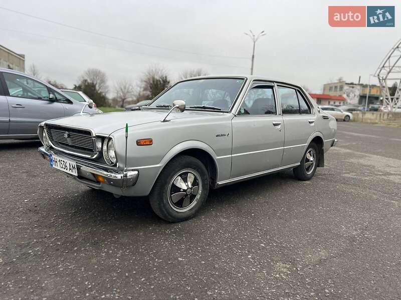 Седан Toyota Corolla 1984 в Овідіополі