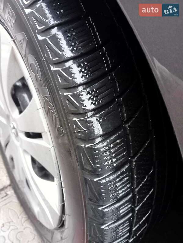 Седан Toyota Corolla 2012 в Кам'янці