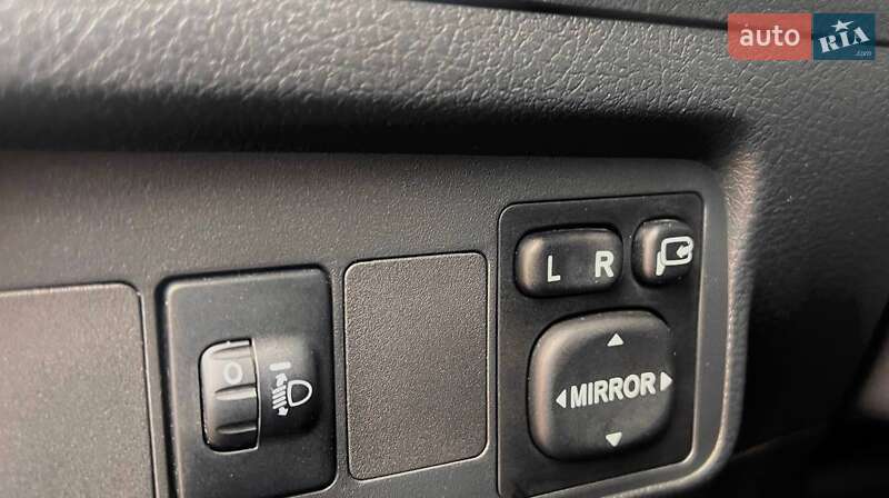 Седан Toyota Corolla 2011 в Петровому