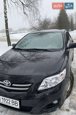 Седан Toyota Corolla 2007 в Киеве