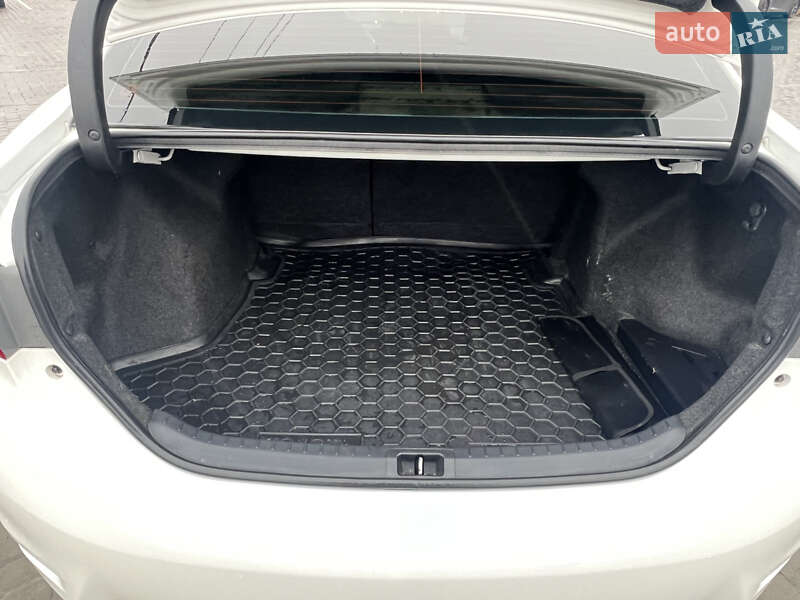 Седан Toyota Corolla 2016 в Кременчуге фото 22 Седан Toyota Corolla 2016 в Кременчуге