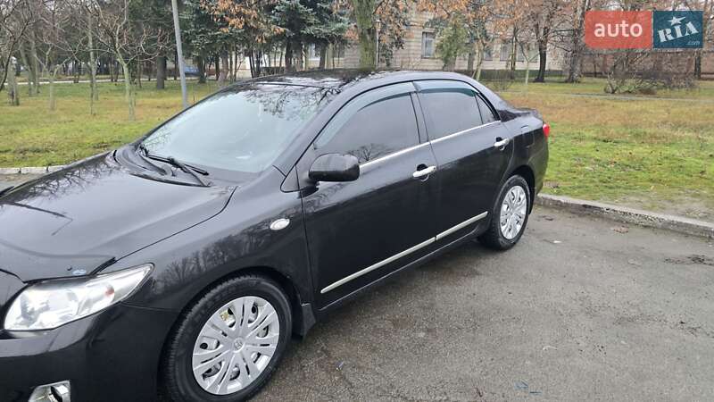 Седан Toyota Corolla 2008 в Киеве