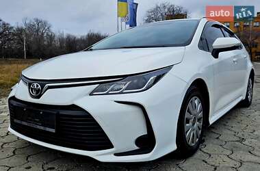 Седан Toyota Corolla 2019 в Днепре