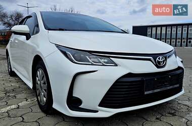 Седан Toyota Corolla 2019 в Днепре